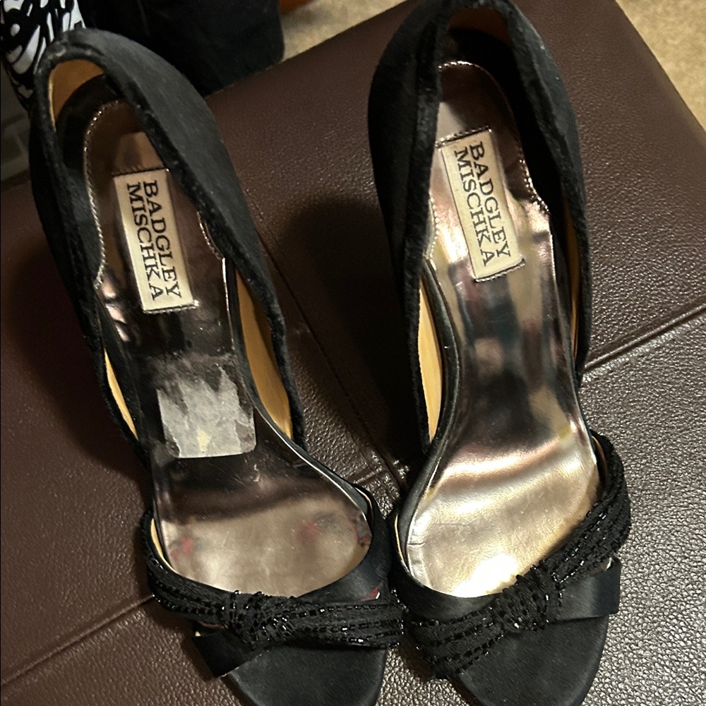 Badgley Mischka Black Open-Toe Heels